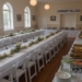 découvrez nos conseils pratiques pour organiser un repas traiteur réussi dans une salle des fêtes, de la sélection du menu à la gestion de l'espace et de l'ambiance.